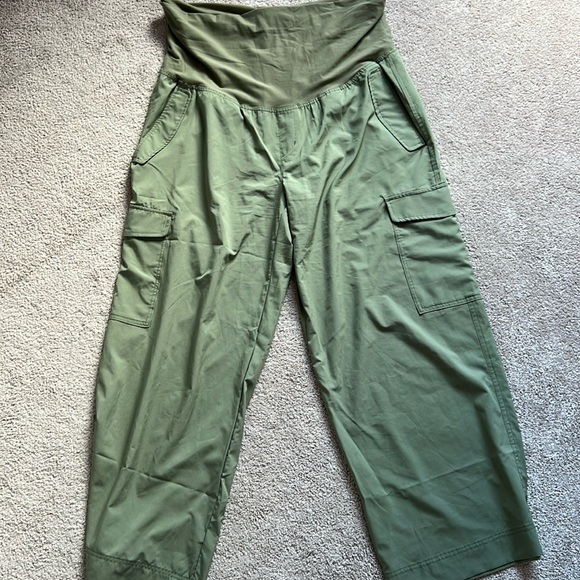 Maternity Lightweight Cargo Pants - Picture 1 of 1